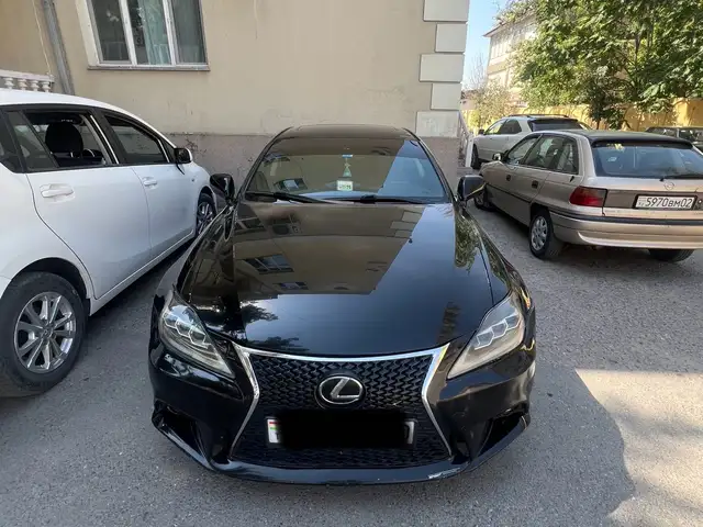 Lexus IS series