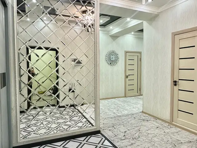 3-комн. квартира, 10 этаж, 110м², Шохмансур, Душанбе