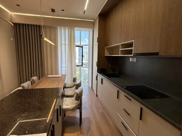 3-комн. квартира, 10 этаж, 112 м², Фирдавси, Душанбе
