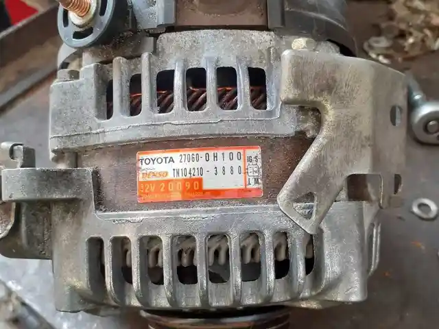Генератор от Toyota Camry 2.4 rav4 2.2, Душанбе