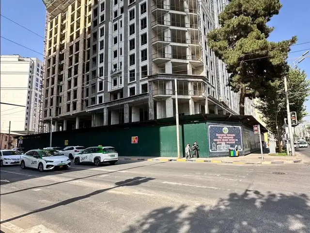 3-комн. квартира, 13 этаж, 104 м², Ул. Айни, Душанбе