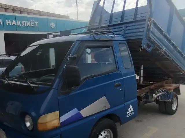 Бортовой автомобиль Hyundai Porter, 2000, Худжанд