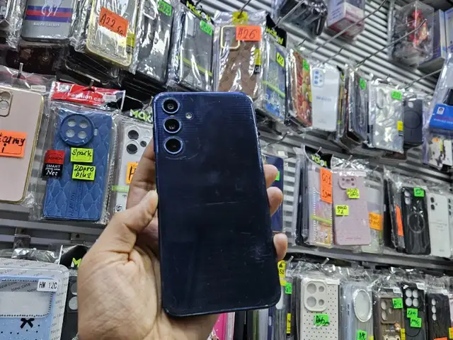 Samsung Galaxy M35 5G, Хуҷанд
