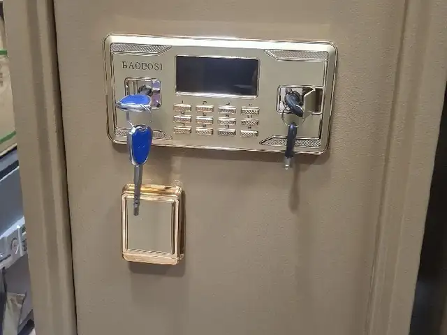 Сейф, Душанбе