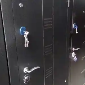 Дверь, Душанбе