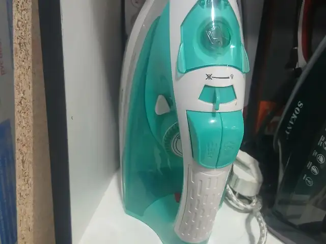 Утюг, Душанбе