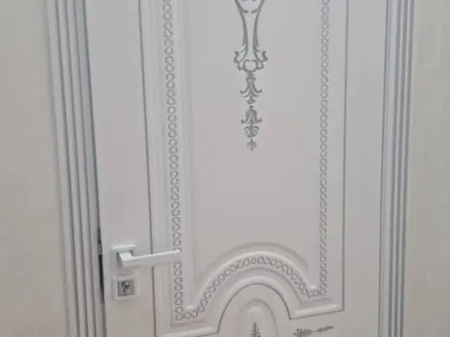 Дверь, Душанбе