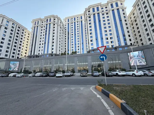 3-комн. квартира, 10 этаж, 82 м², Сино, Сим Сим ( Ёвари главни, Артел), Душанбе