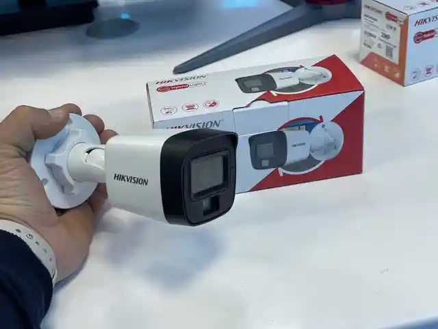 Камера Hikvision Turbo HD DS 2CE16DOT LPFS цветной звуквой 2мп, Худжанд