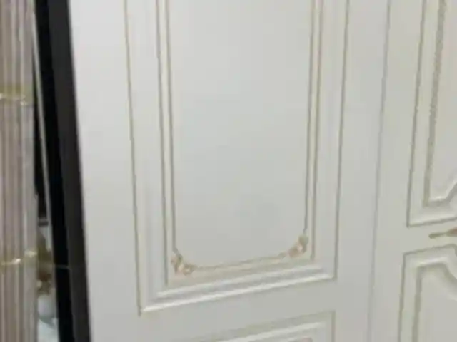 Дверь, Душанбе
