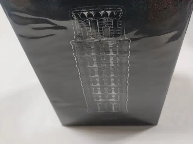 Духи Pisa, Душанбе