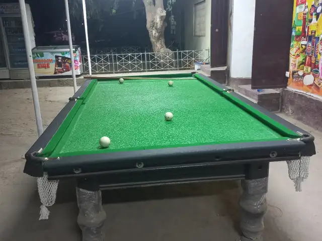 Бильярдный стол, Душанбе