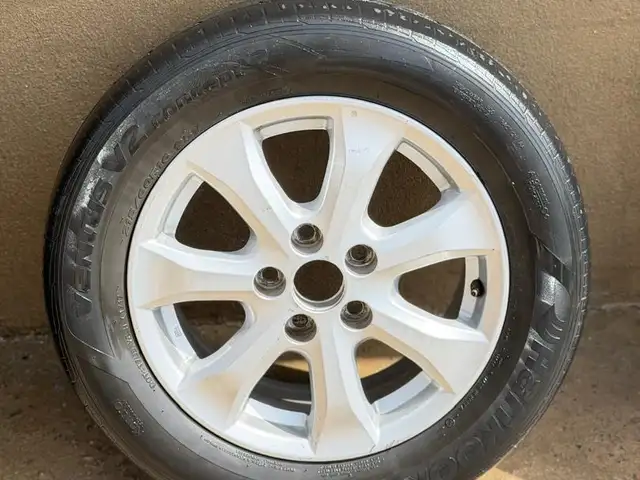 Диск с шиной R16 Toyota, Душанбе