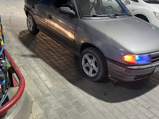 Opel Astra F