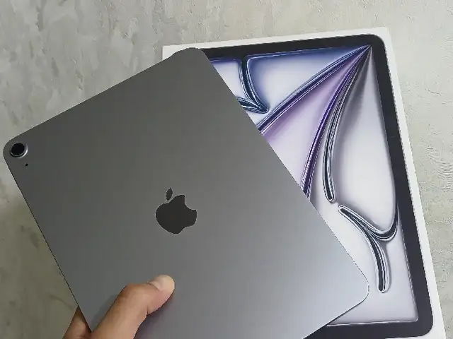 Планшет iPad Air M3, Душанбе