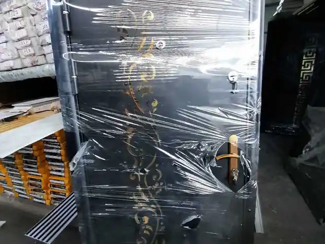 Дверь, Душанбе