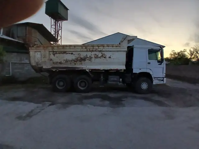 Самосвал Howo sinotruk 336, 2010, Душанбе