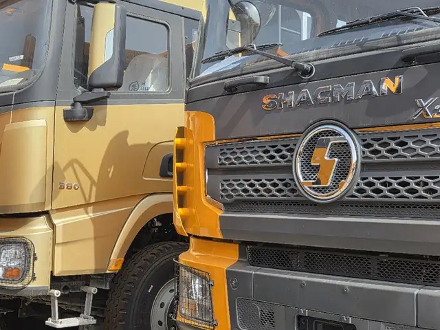 Самосвал Шакман, 2026, Душанбе