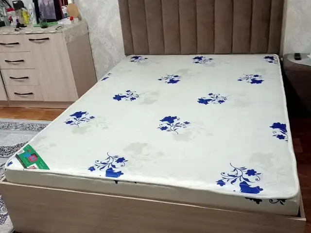 Диван, Душанбе