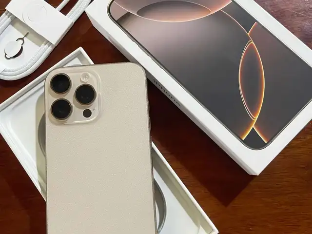 Apple iPhone 16 Pro Max, 256 gb, Desert Titanium, Исфара