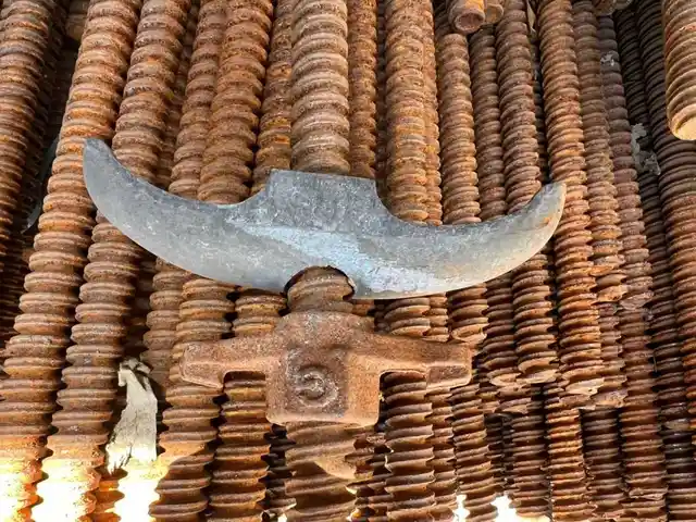 Шпильки для фанеры, Душанбе