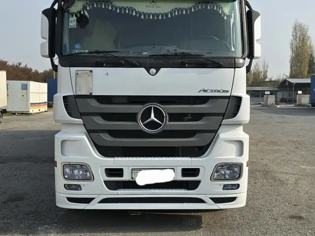 Седельный тягач Actros 1844, 2011, Хуҷанд