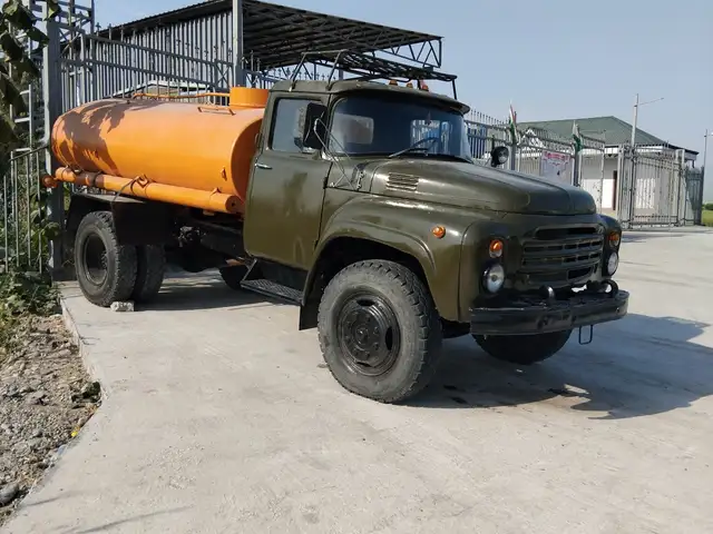 Водовоз Зил, 1990, Душанбе