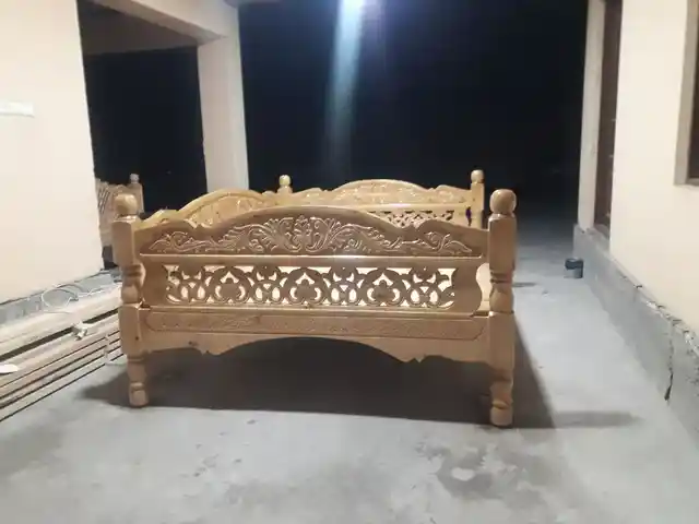 Тапчан, Душанбе