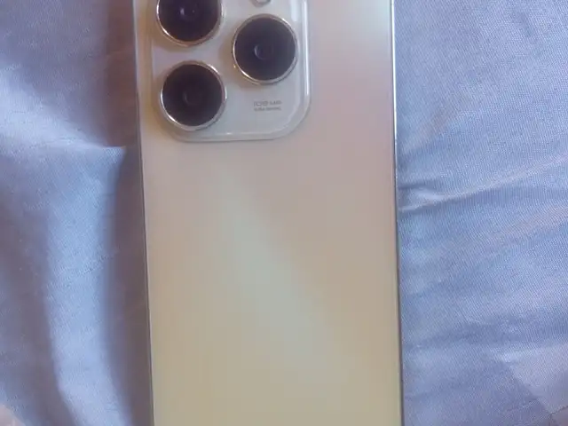 Tecno Spark 20 Pro, Шаҳринав