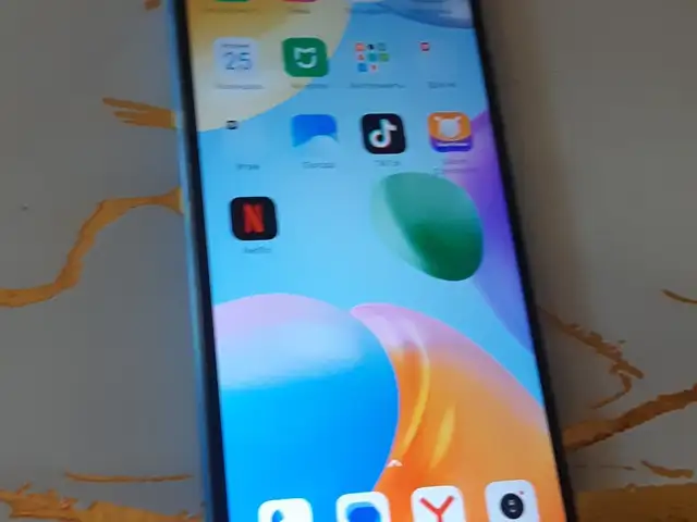 Xiaomi Redmi 10C, Исфара