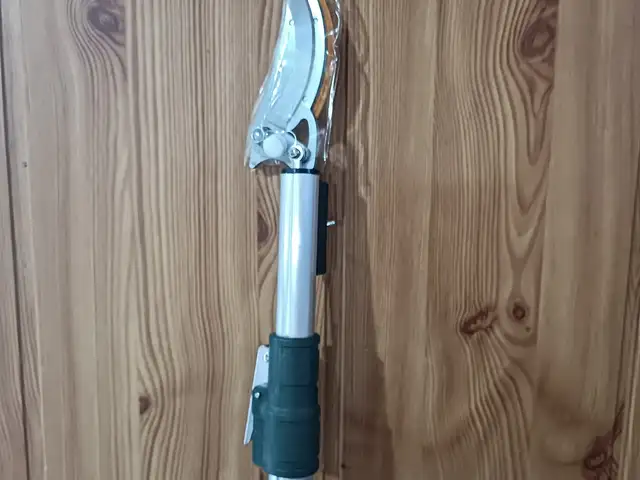 Секатор для Контовки, Душанбе