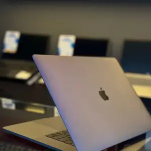 Ноутбук Apple MacBook Pro 15, Хуҷанд