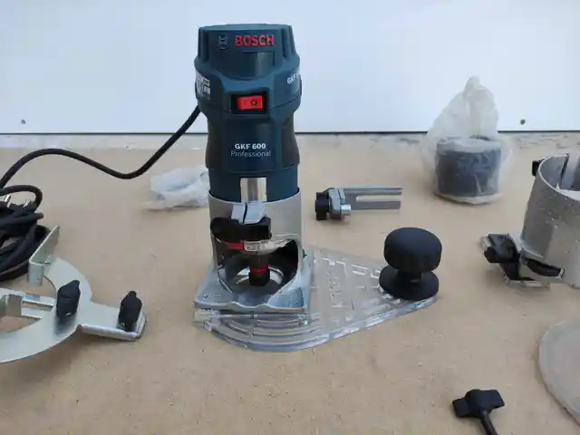 Фрезер Bosch GKF 600, Душанбе