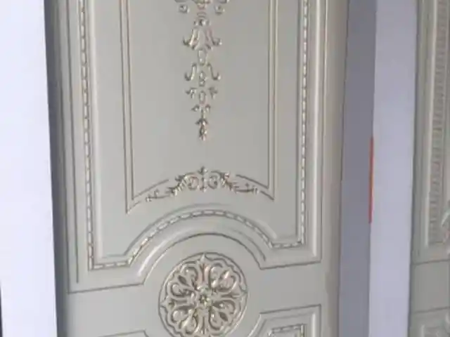 Дверь, Душанбе