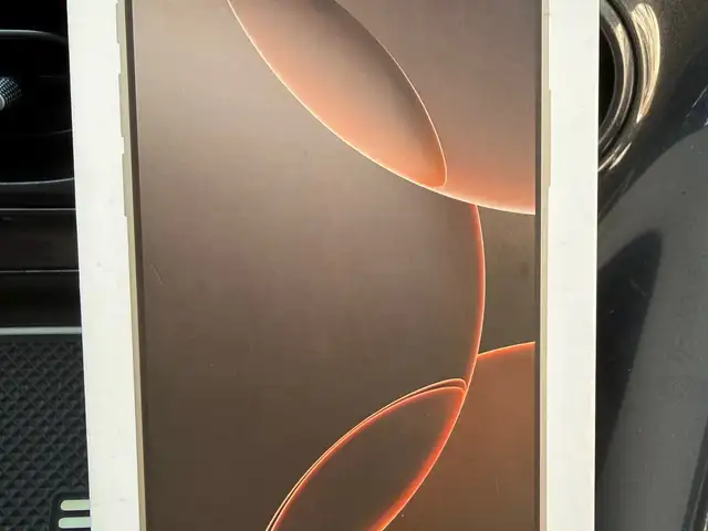 Apple iPhone 16 Pro Max, 256 gb, Natural Titanium, Душанбе