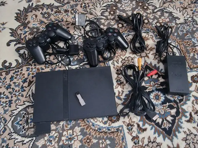 Игровая приставка Sony PlayStation 2, Душанбе
