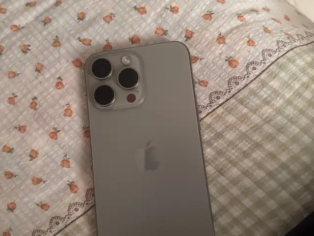 Apple iPhone 15 Pro Max, 256 gb, Natural Titanium, Худжанд