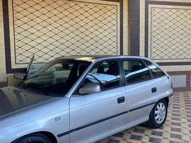 Opel Astra F