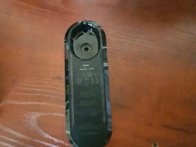 Зарядник для джойстика Dualshock, Хуҷанд