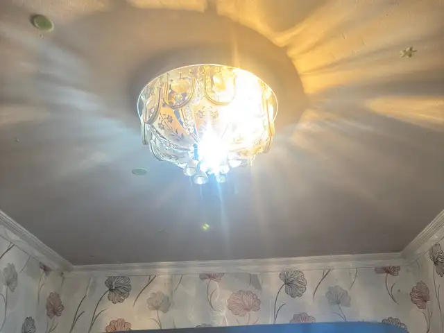 Люстра, Душанбе