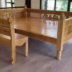Тапчан каравот, Душанбе