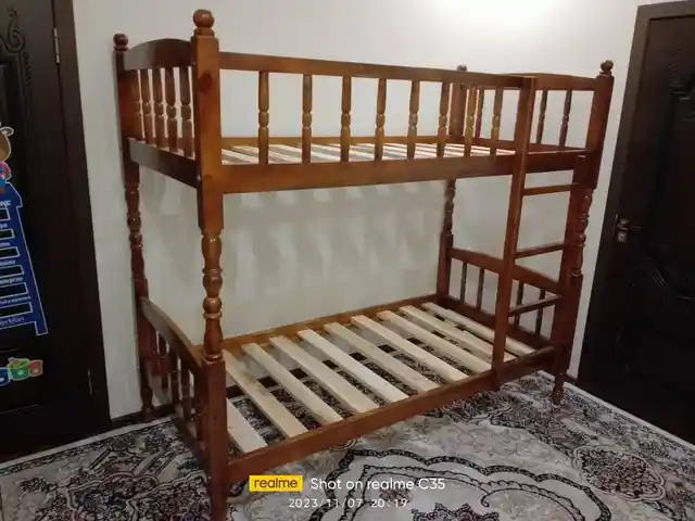 Двухъярусная кровать, Душанбе