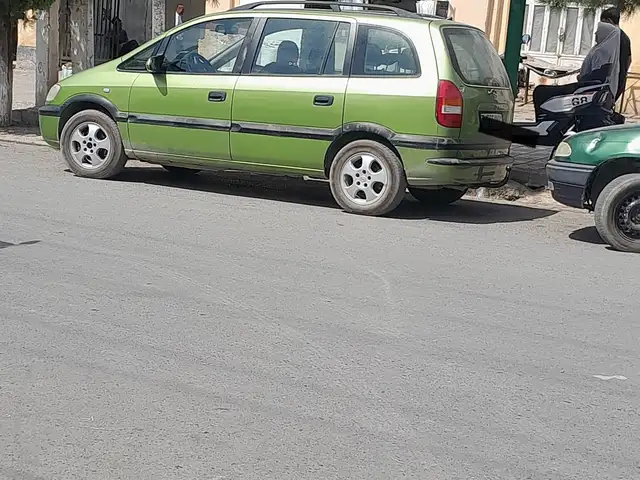 Opel Zafira