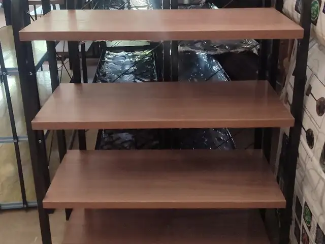 Подставка для обуви, Душанбе
