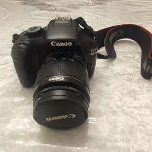 Фотоаппарат зеркальный Canon EOS 1100D, Хуҷанд
