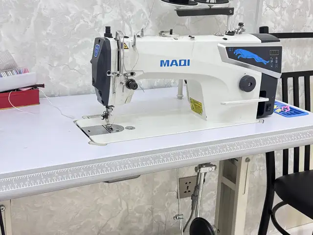 Мошинаи Maqi q1, Душанбе