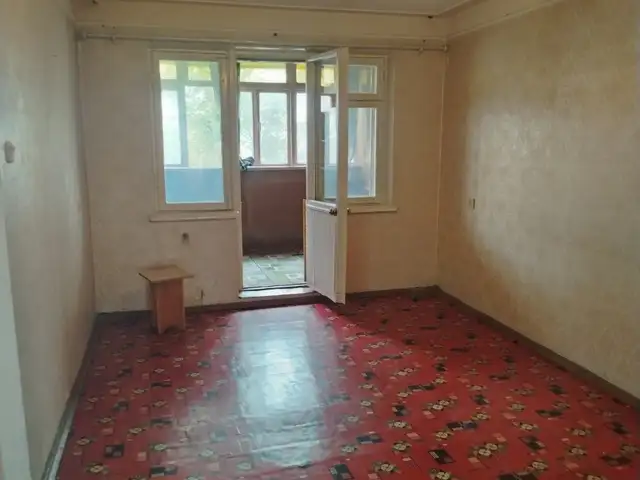 2-комн. квартира, 3 этаж, 54м², 33 мкр, Худжанд