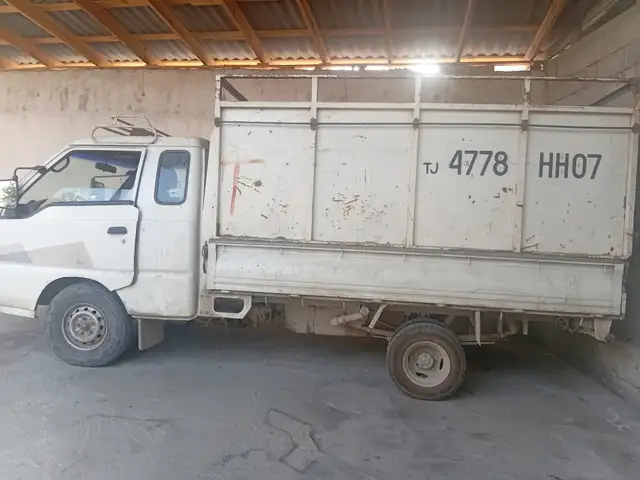 Бортовой автомобиль Hyundai Porter, 2003, Душанбе