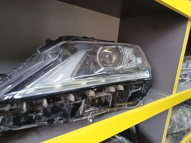 Передние фары от lexus rx350 2018, Душанбе