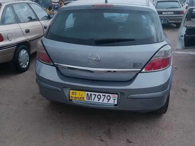 Opel Astra H